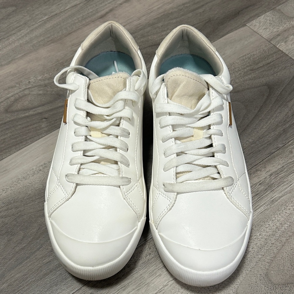 Dr. Scholl's Cream Sneakers
